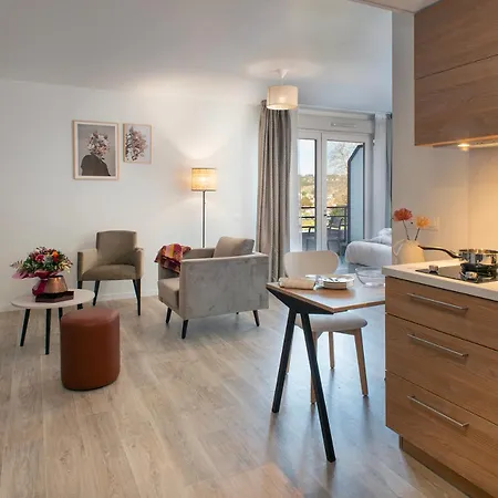 Services Seniors Domitys - Les Galopins Apartmanhotel